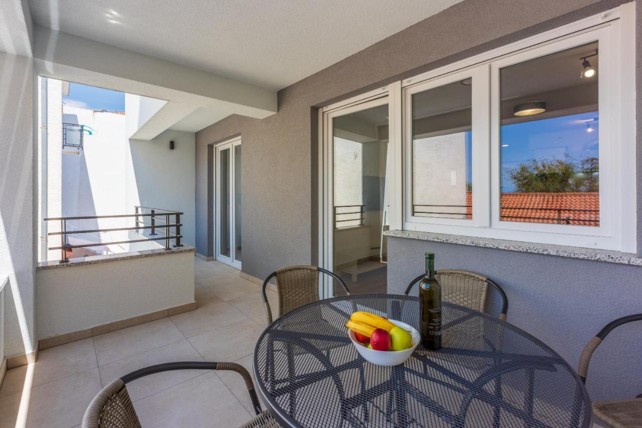 Luxury Apartments Lovorka 1 & 2**** Selce Exterior foto